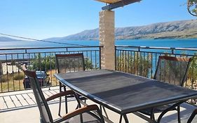 Sea View Apartment - First Row To The Beach